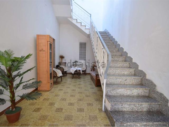 Villetta indipendente in vendita di 180 m² in Via Emanuele Sansone
