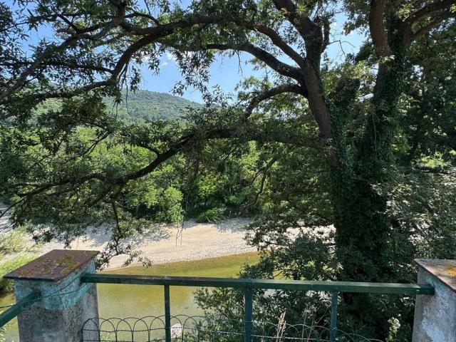 Villetta indipendente in vendita di 180 m² in Via Elio Satragno