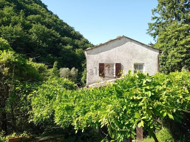 Villetta indipendente in vendita di 180 m² in Via Ernesto Caorsi, 74