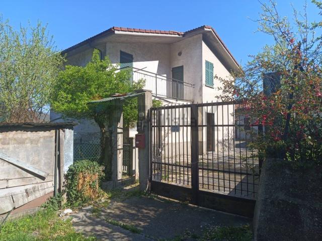 Villetta indipendente in vendita di 180 m² in Via Fornaci, 10