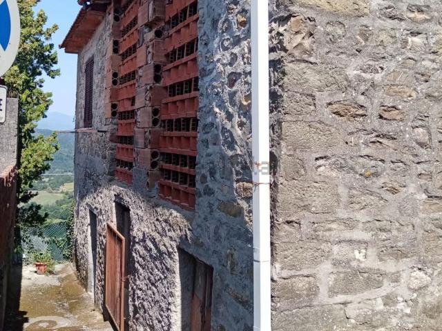 Villetta indipendente in vendita di 180 m² in Via Filippo Guerrieri