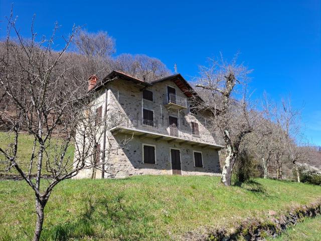 Villetta indipendente in vendita di 180 m² in Via II Riviere, 50