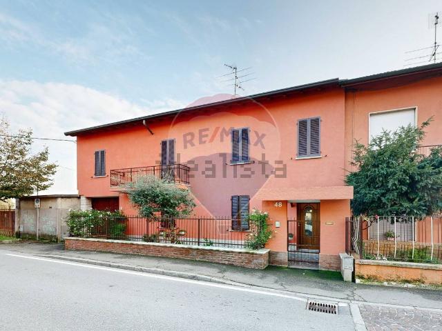 Villetta indipendente in vendita di 180 m² in Via IV Novembre, 48