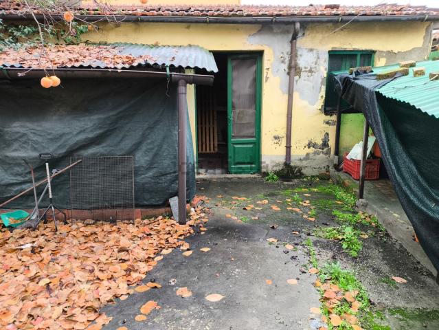 Villetta indipendente in vendita di 180 m² in Via Lucania