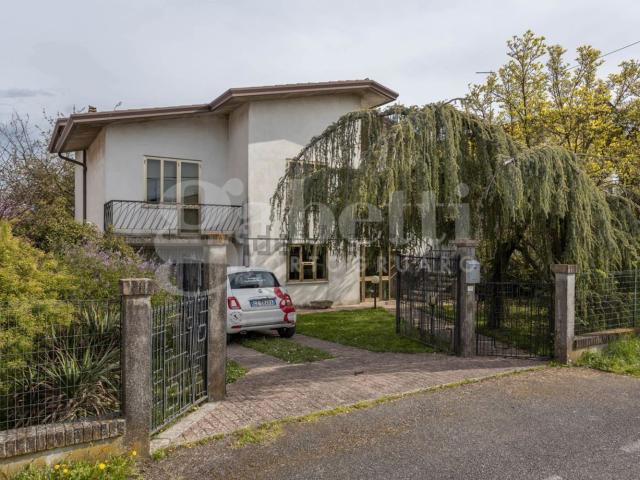 Villetta indipendente in vendita di 180 m² in Via Mocenigo, 22