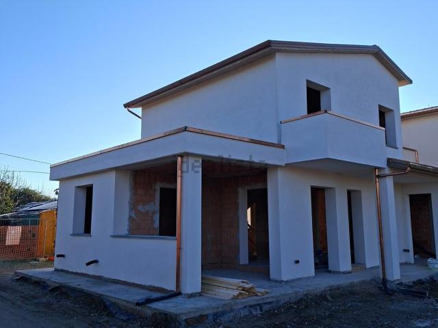 Villetta indipendente in vendita di 180 m² in Via Molinara