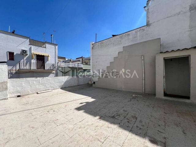 Villetta indipendente in vendita di 180 m² in Via Montesanto, 64