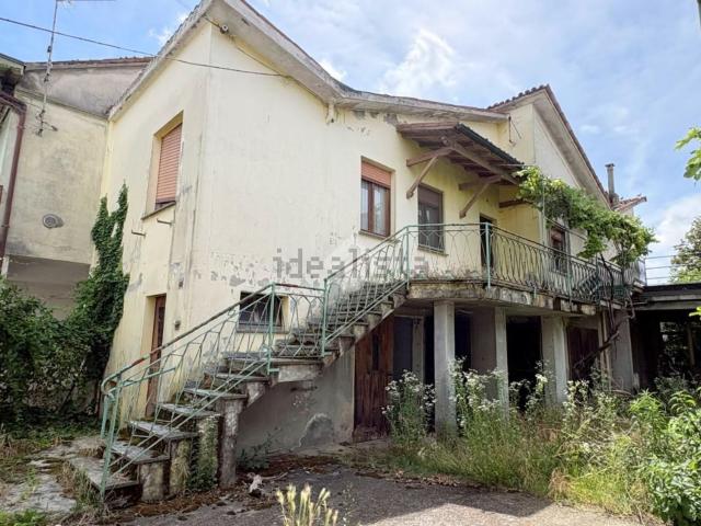 Villetta indipendente in vendita di 180 m² in Via Mazzini, 42