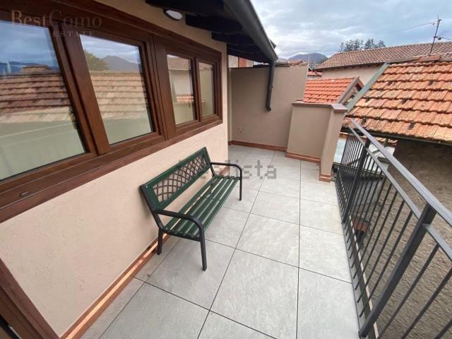 Villetta indipendente in vendita di 180 m² in Via Maggiore, 4