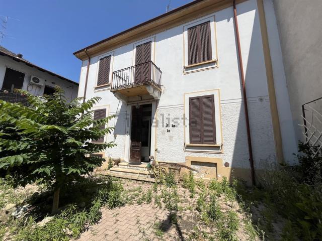 Villetta indipendente in vendita di 180 m² in Via Manara Negrone
