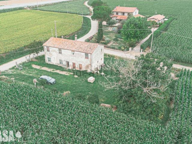 Villetta indipendente in vendita di 180 m² in Via Mensa, 1130