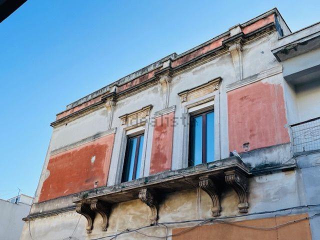 Villetta indipendente in vendita di 180 m² in Via Mesagne, 104