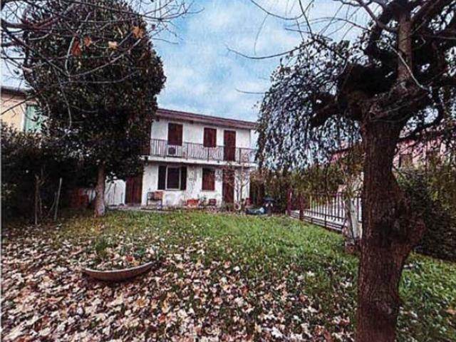 Villetta indipendente in vendita di 180 m² in Via Sabbioni, 22