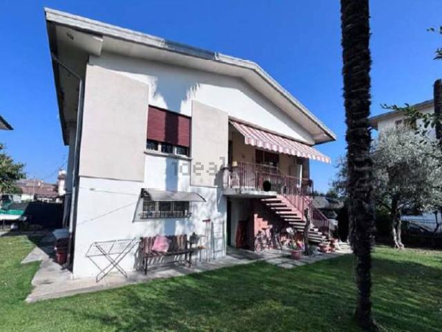 Villetta indipendente in vendita di 180 m² in Via San Pio X°, 27