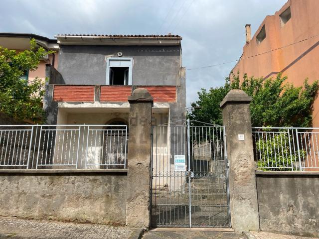Villetta indipendente in vendita di 180 m² in Via Sannitica