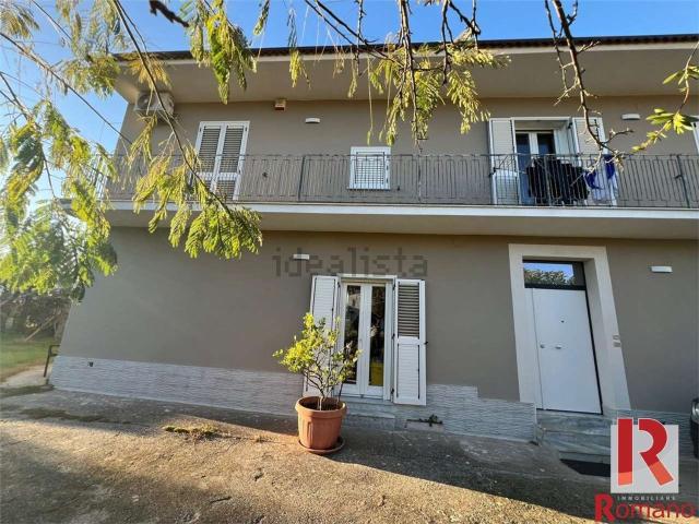 Villetta indipendente in vendita di 180 m² in Via Sant&apos Angelo