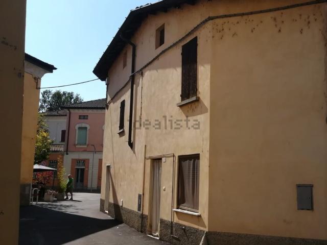 Villetta indipendente in vendita di 180 m² in Via ROMA