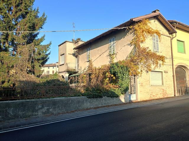 Villetta indipendente in vendita di 180 m² in Via Roma
