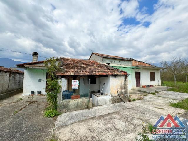 Villetta indipendente in vendita di 180 m² in Via Tofaro, 12
