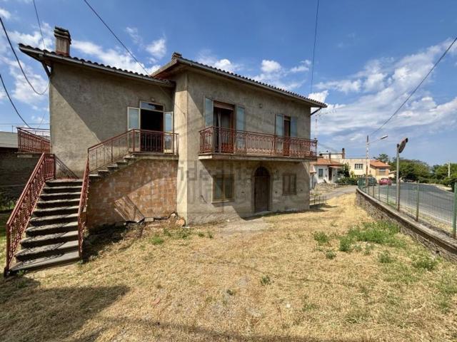 Villetta indipendente in vendita di 180 m² in Via Tartarola