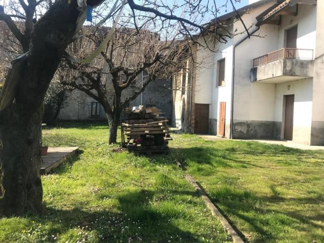 Villetta indipendente in vendita di 180 m² in Via Vittorio Emanuele, 6