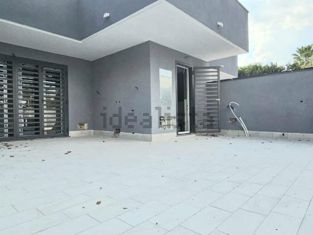Villetta indipendente in vendita di 180 m² in Viale Alessandro Manzoni