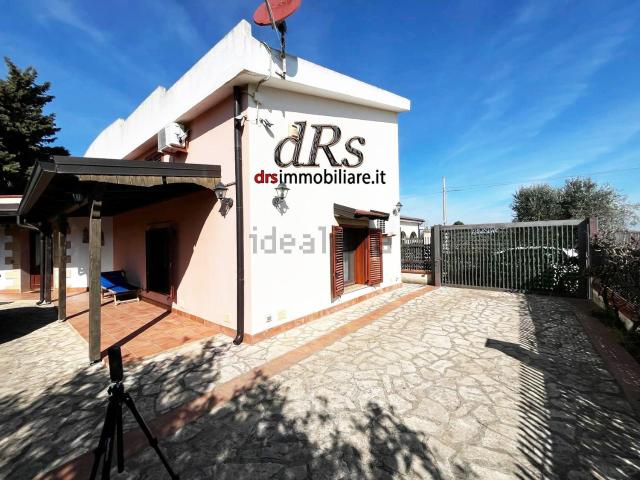 Villetta indipendente in vendita di 180 m² in Contrada caporotondo