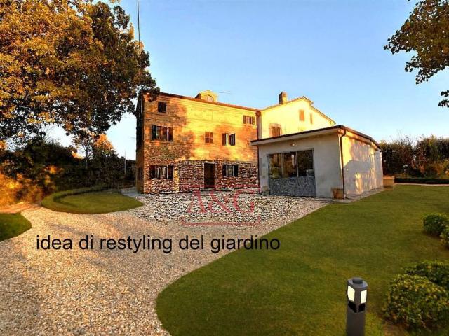 Villetta indipendente in vendita di 180 m² in Contrada Chiarmonte, 8