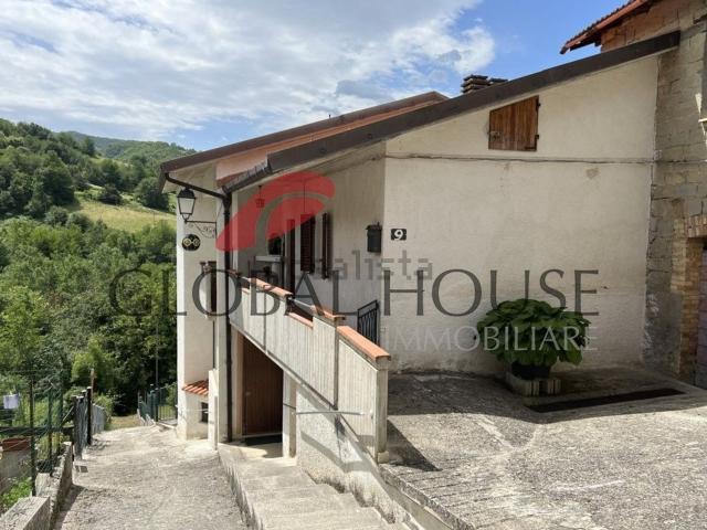 Villetta indipendente in vendita di 180 m² in Frazione Prevenisco, 19