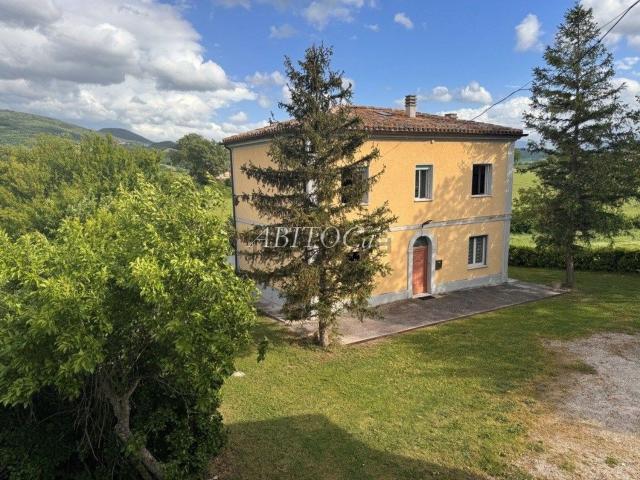 Villetta indipendente in vendita di 180 m² in Località Casalendra