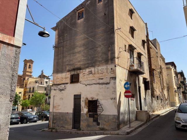 Villetta indipendente in vendita di 180 m² in Piazza Anime Sante