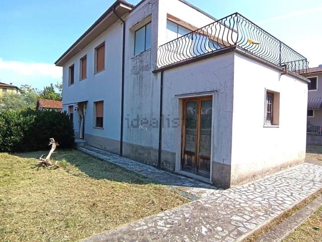 Villetta indipendente in vendita di 180 m² in Piazza Vittorio Emanuele III