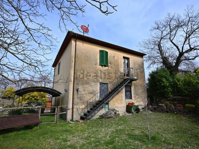 Villetta indipendente in vendita di 180 m² in Strada dei Tepolini