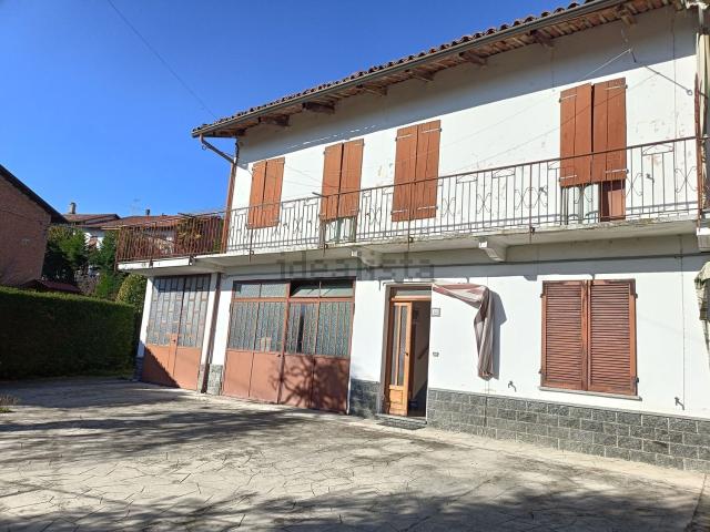Villetta indipendente in vendita di 180 m² in Strada Monferrato, 35