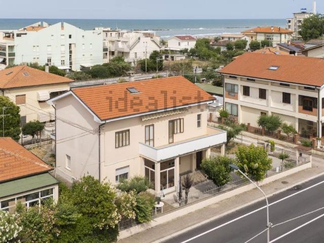 Villetta indipendente in vendita di 180 m² in Strada Statale Adriatica Nord, 58