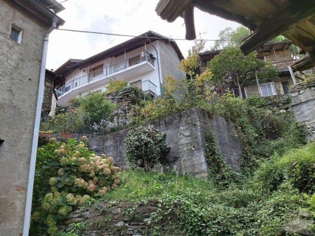 Villetta indipendente in vendita di 181 m² in Via Cavour, 4