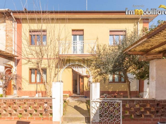 Villetta indipendente in vendita di 181 m² in Piazza San Giuseppe, 4