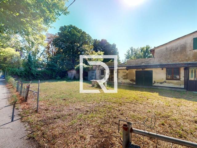 Villetta indipendente in vendita di 182 m² in Via Lughese, 188