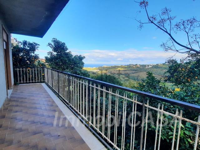 Villetta indipendente in vendita di 182 m² in Via Tracoccia, 54