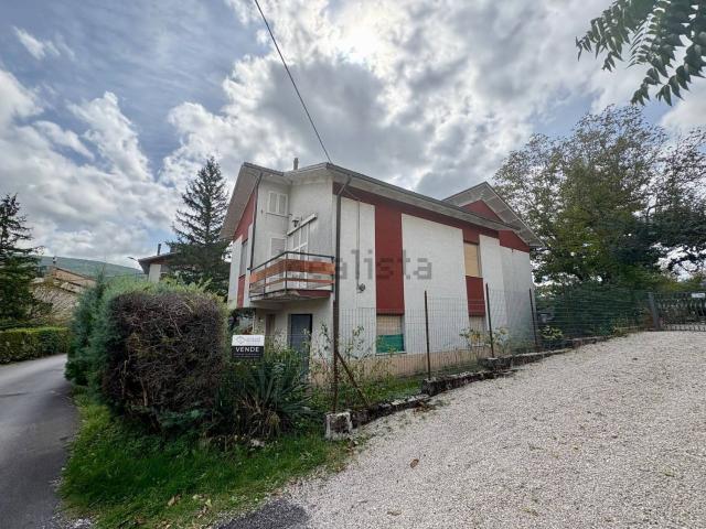 Villetta indipendente in vendita di 182 m² in Località Felcioni
