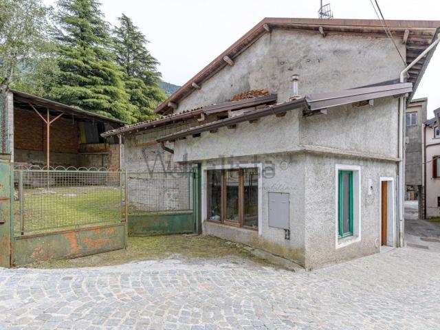 Villetta indipendente in vendita di 183 m² in Via ai Mulini