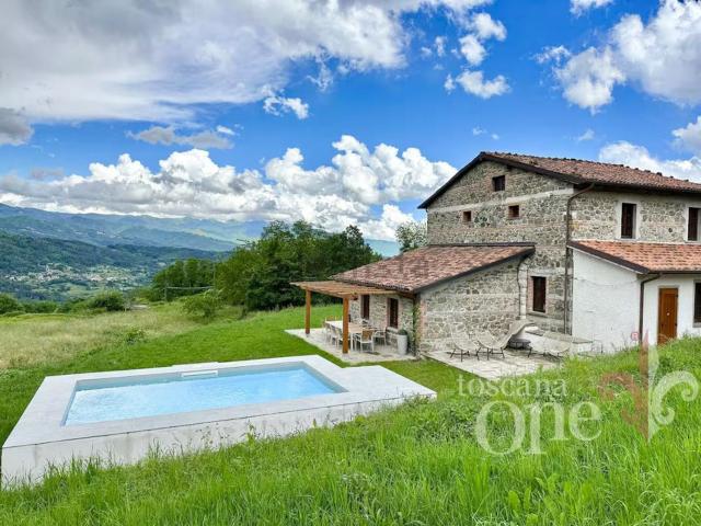 Villetta indipendente in vendita di 183 m² in Via del Palancato, 2