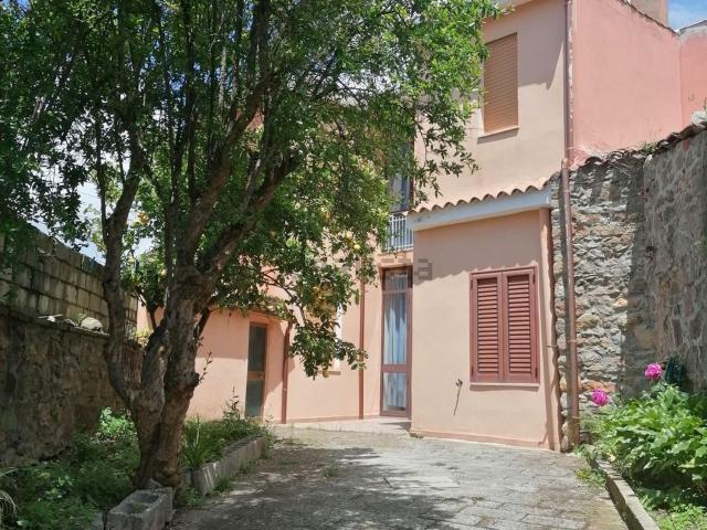 Villetta indipendente in vendita di 183 m² in Via San Sebastiano