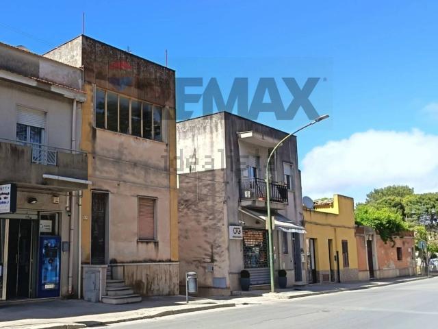 Villetta indipendente in vendita di 183 m² in Via Vespri, 377