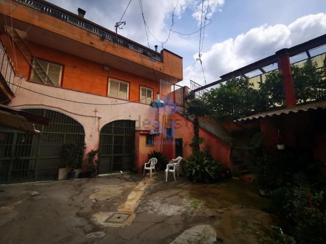 Villetta indipendente in vendita di 184 m² in Via Cancello