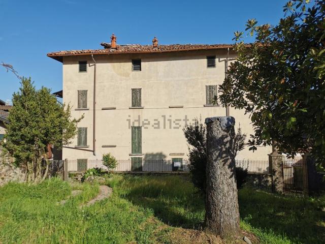 Villetta indipendente in vendita di 184 m² in Via del Sasso, 8