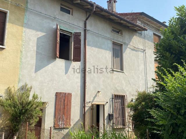 Villetta indipendente in vendita di 184 m² in Via Nicolò Sfrondati, 88