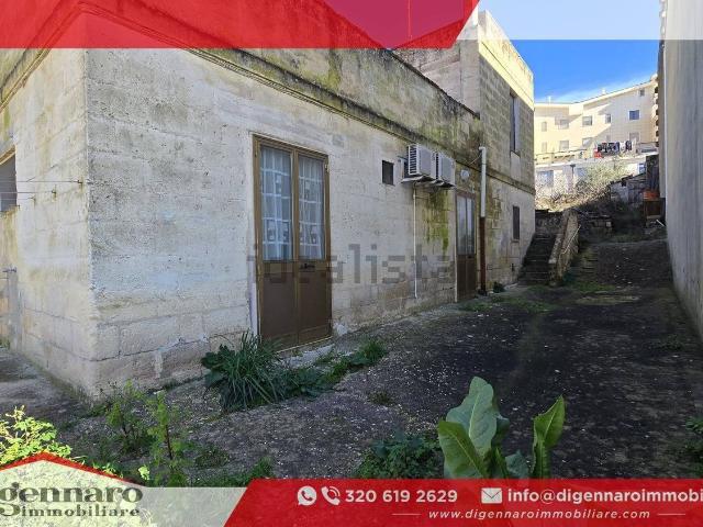 Villetta indipendente in vendita di 184 m² in Via Pietro Colletta, 259