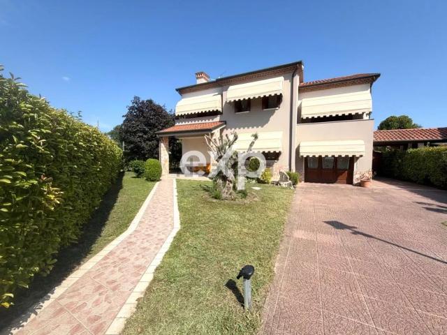 Villetta indipendente in vendita di 185 m²
