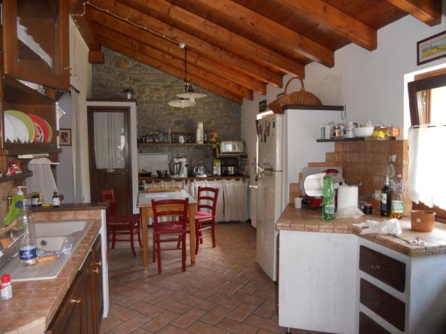 Villetta indipendente in vendita di 185 m² in Via casacce